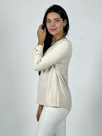 Sweater de lana mangas dobles y botones