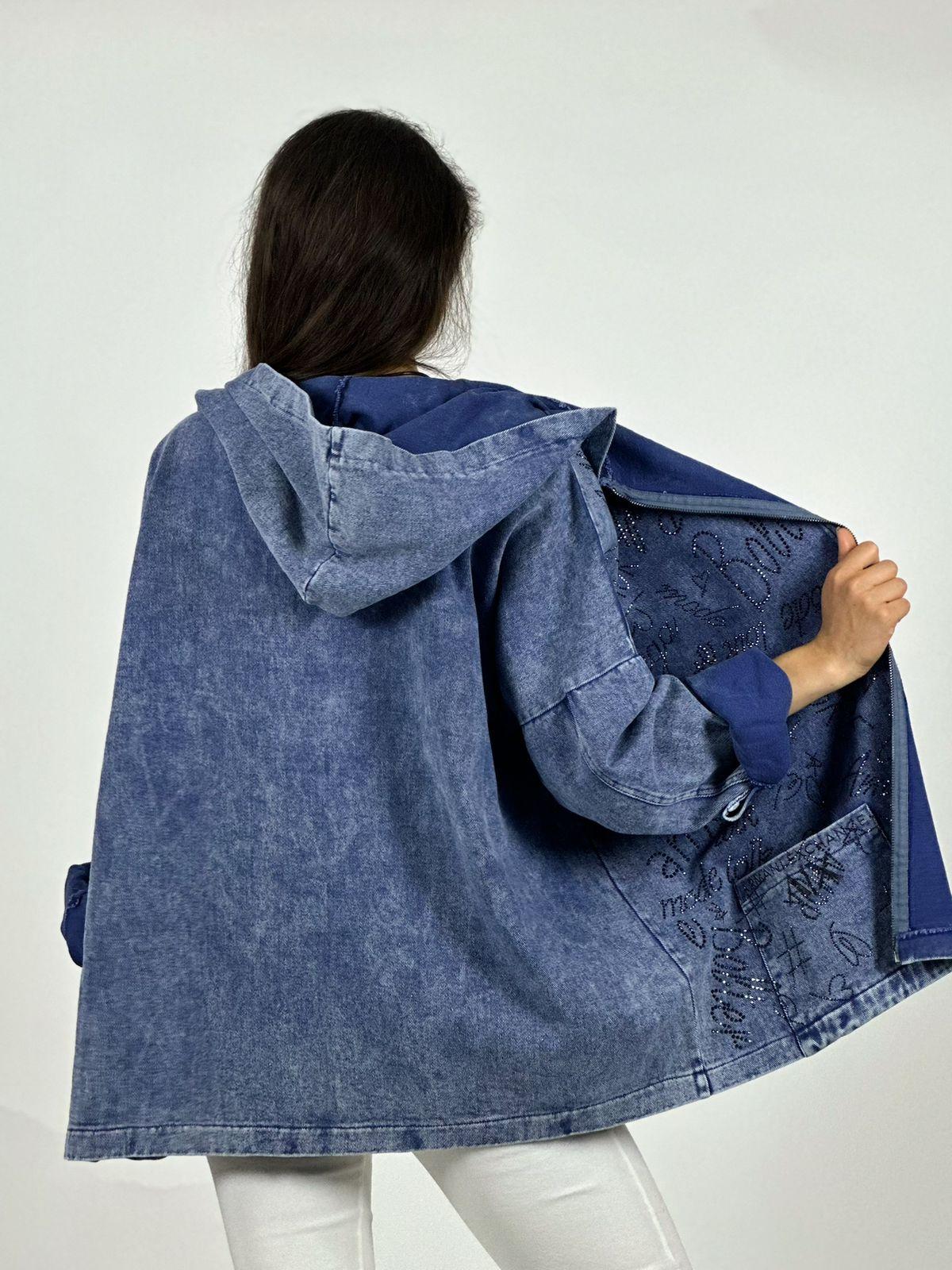 Chaqueta Mezclilla Letras Brillantes