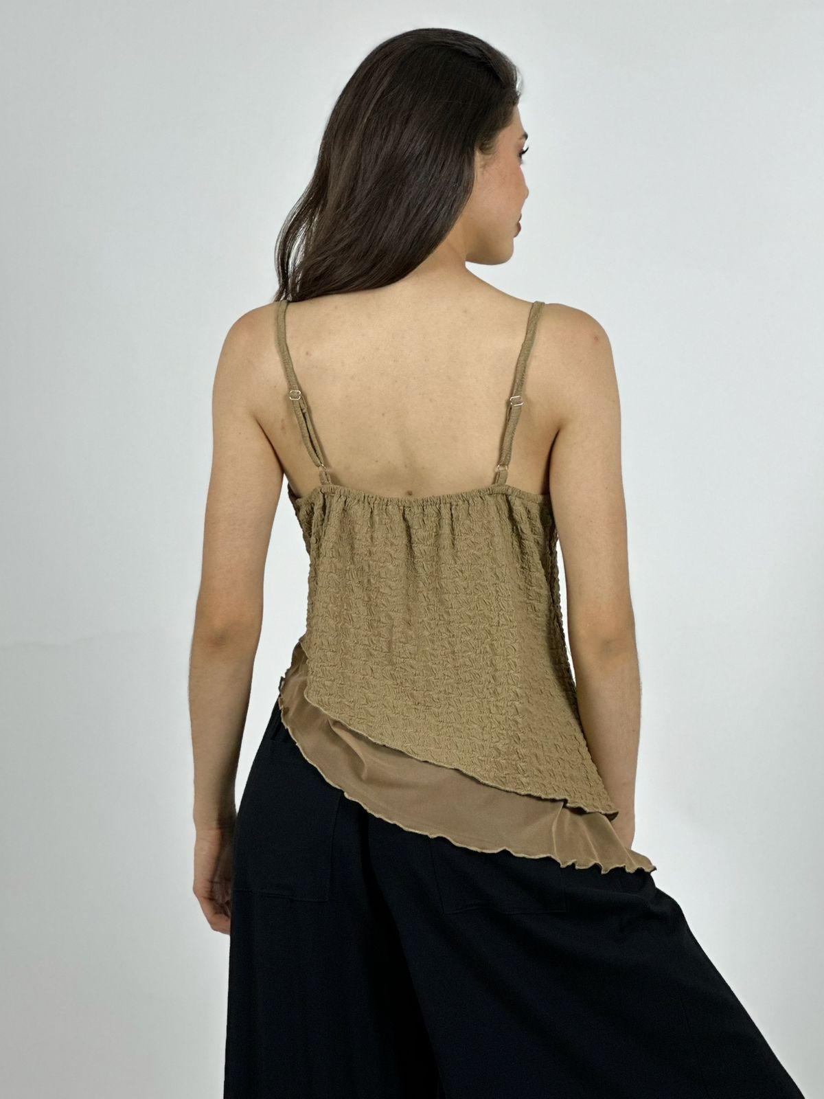 Polera Top con Relieves