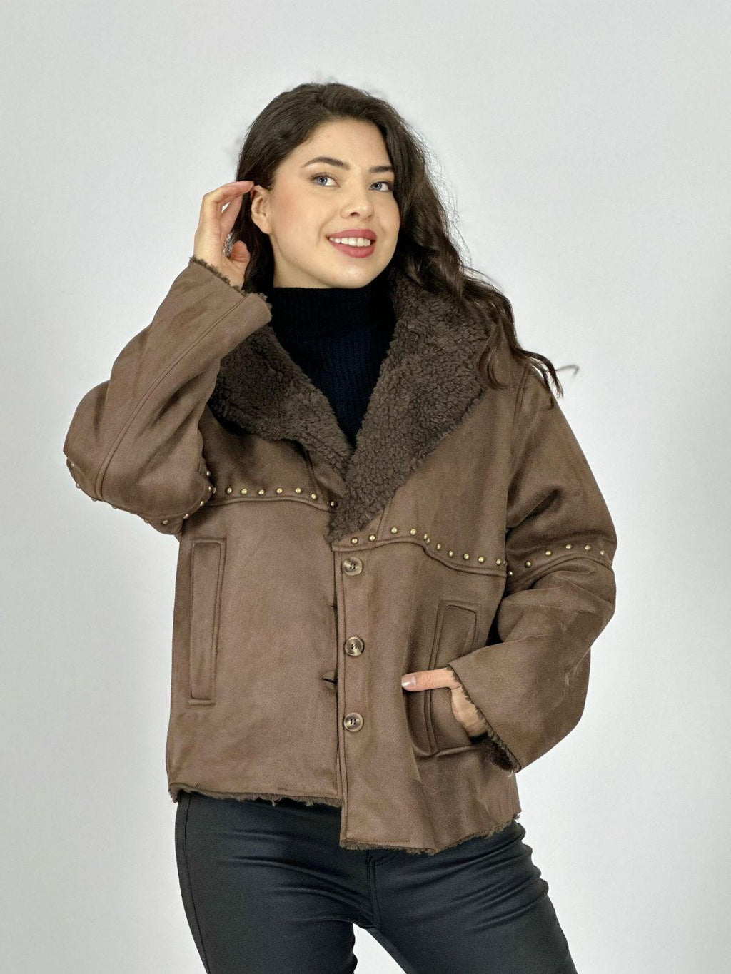 Chaqueta Aviadora Achiporrada con Tachas