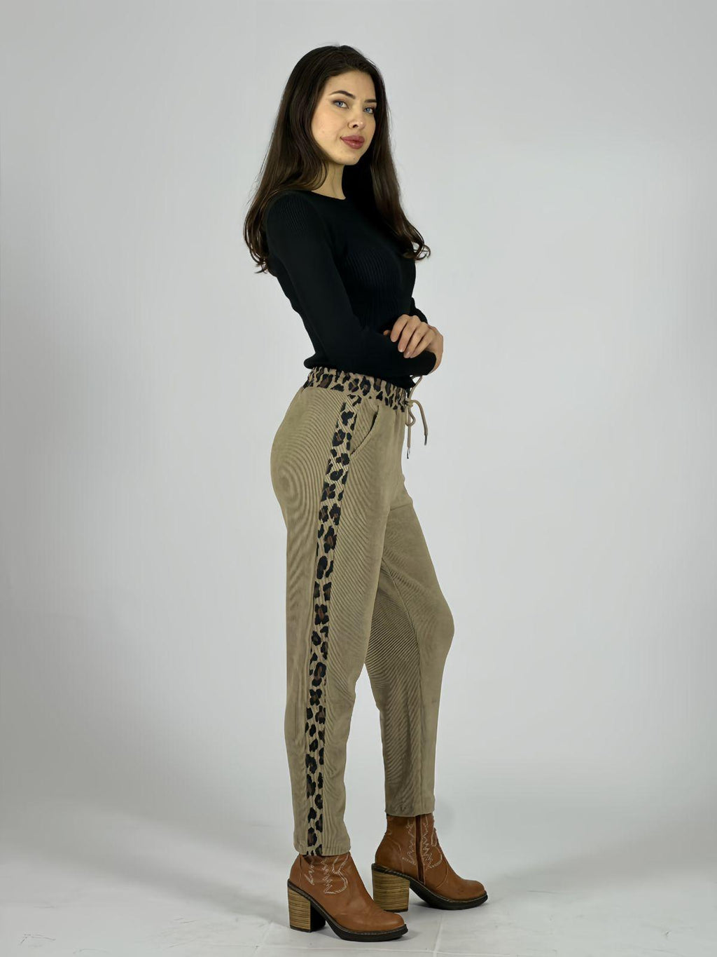 Jogger Cotelé Bordes Print