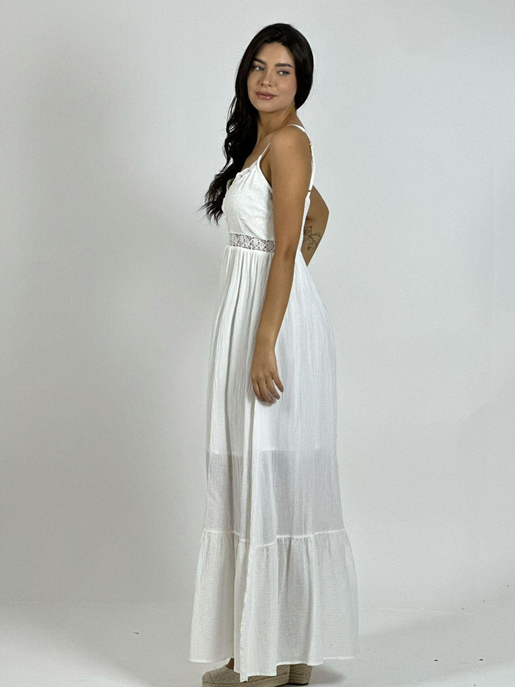 Vestido Crepé Torso Encaje