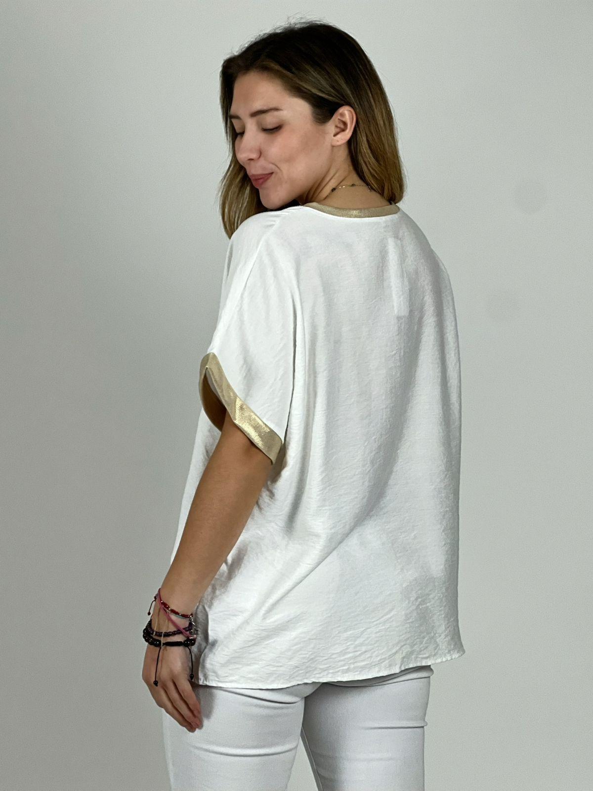 Polera Italiana  Diseño Camelias Doradas