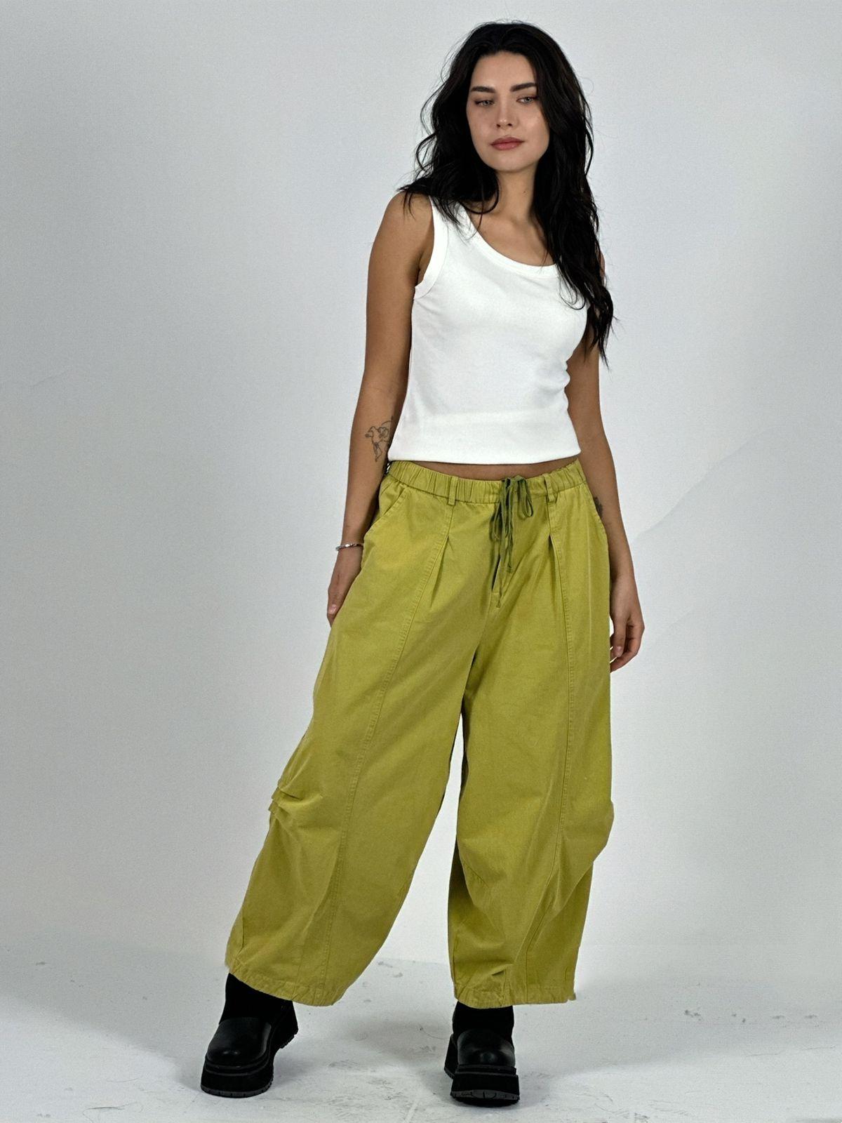 Pantalón Gabardina con Bolsillos