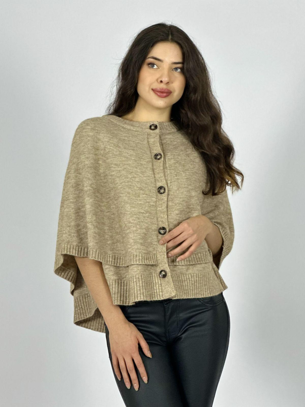 Sweater Lana Abotonado tipo Poncho