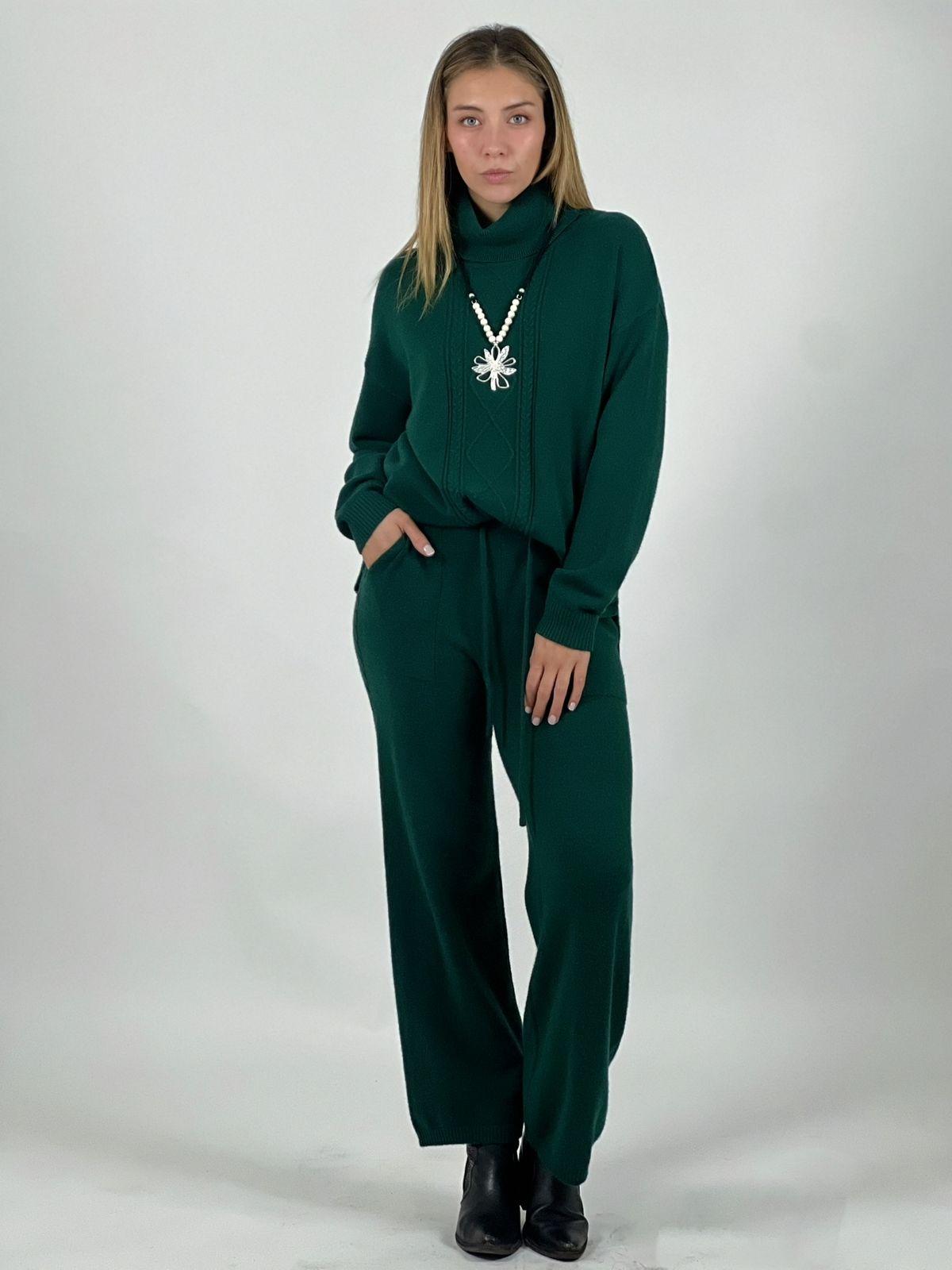 Conjunto Lana Cuello Alto Trenzado Delantero