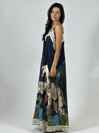 Vestido Flor Abstracta Bordes con Letras