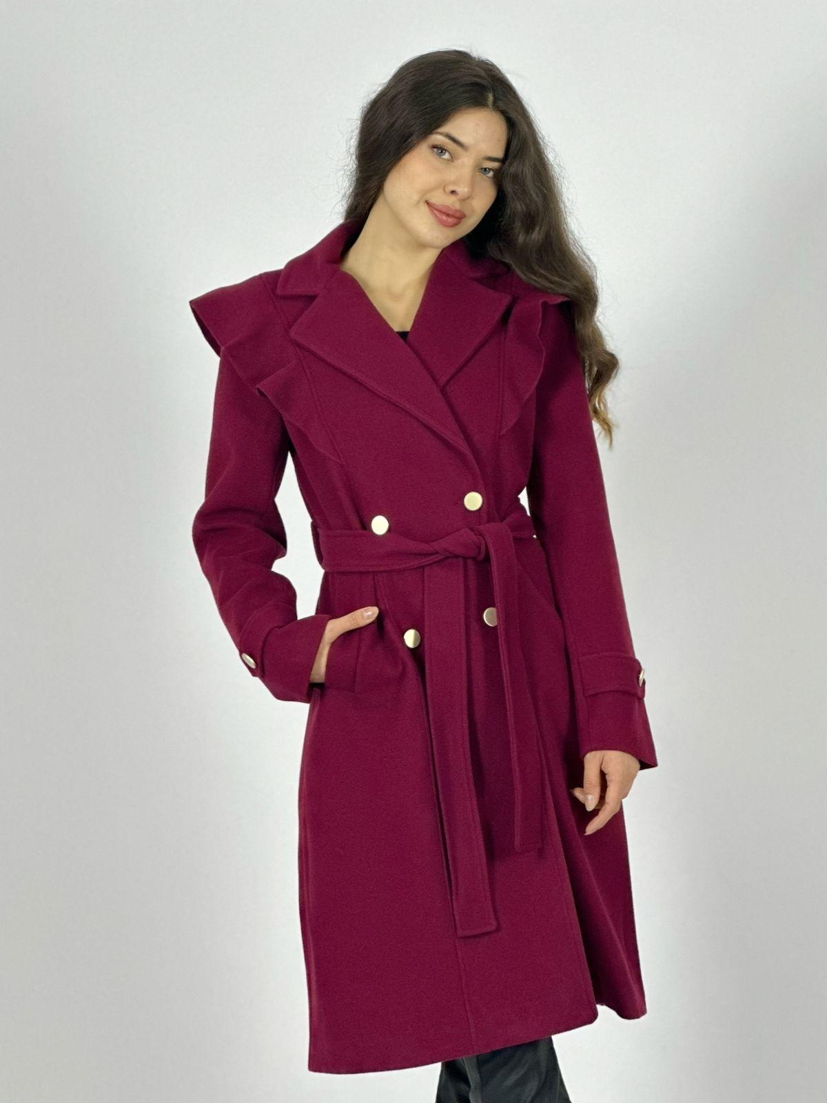 Abrigo Largo de Paño Vuelo en Hombros