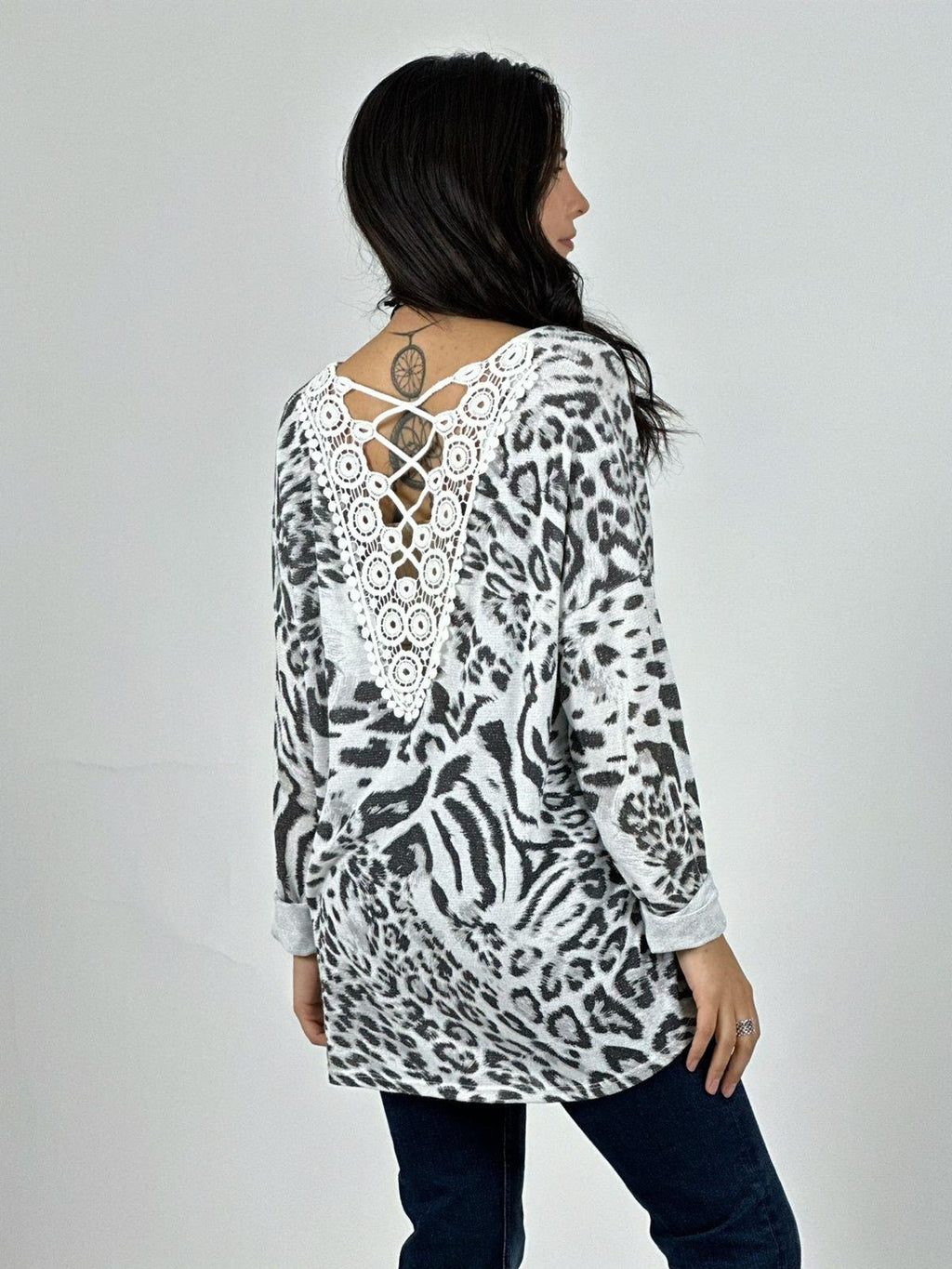 Polera Italiana Print Detalle Tejido En Espalda