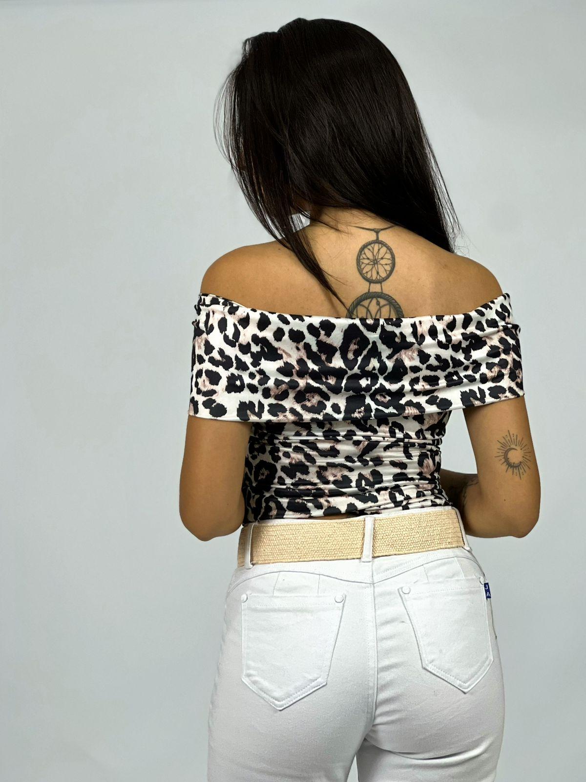 Polera Elasticada Hombros Caídos