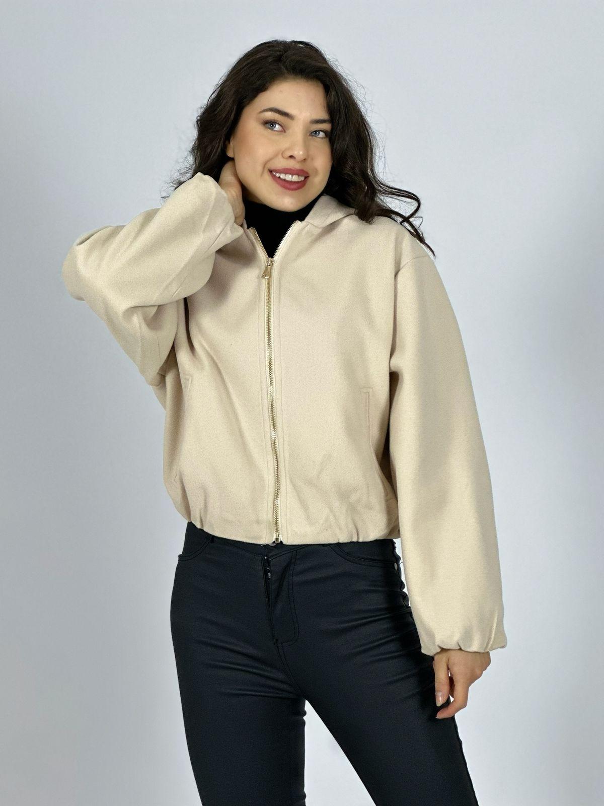 Chaqueta Bomber Corta con Gorro