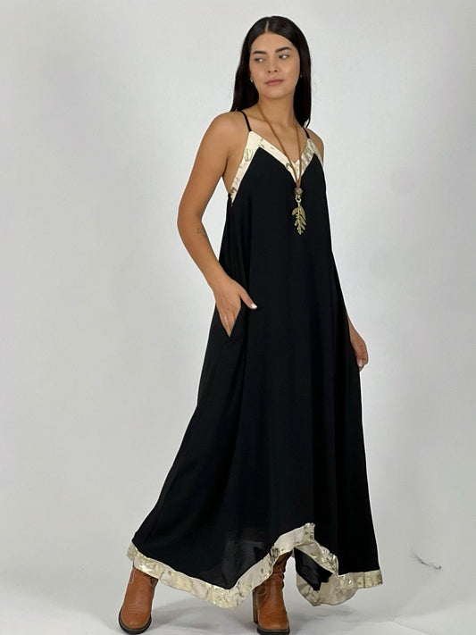 Vestido Bordes Brillantes