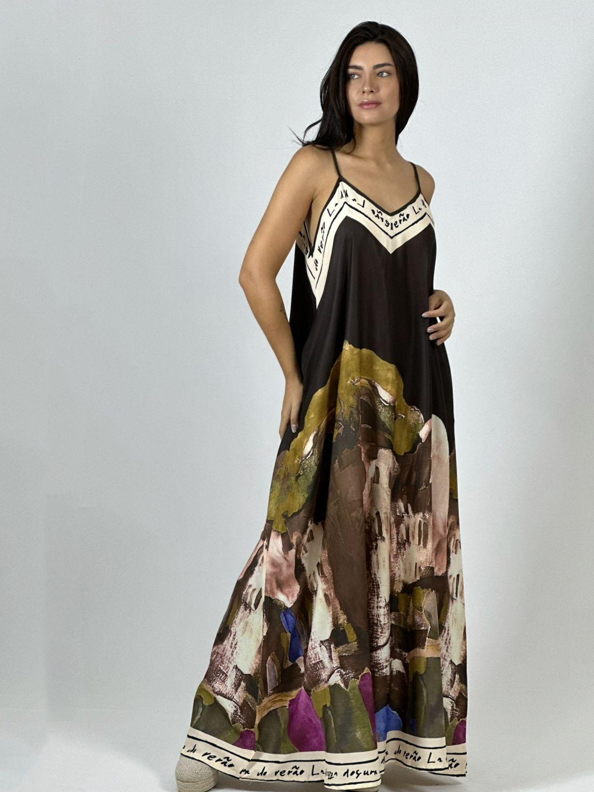 Vestido Flor Abstracta Bordes con Letras