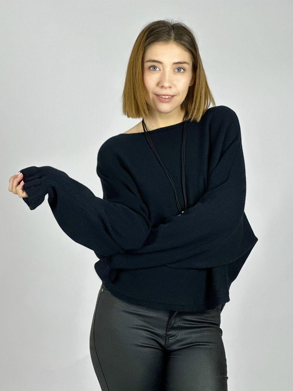Sweater Spandex Corto Cuello Bote