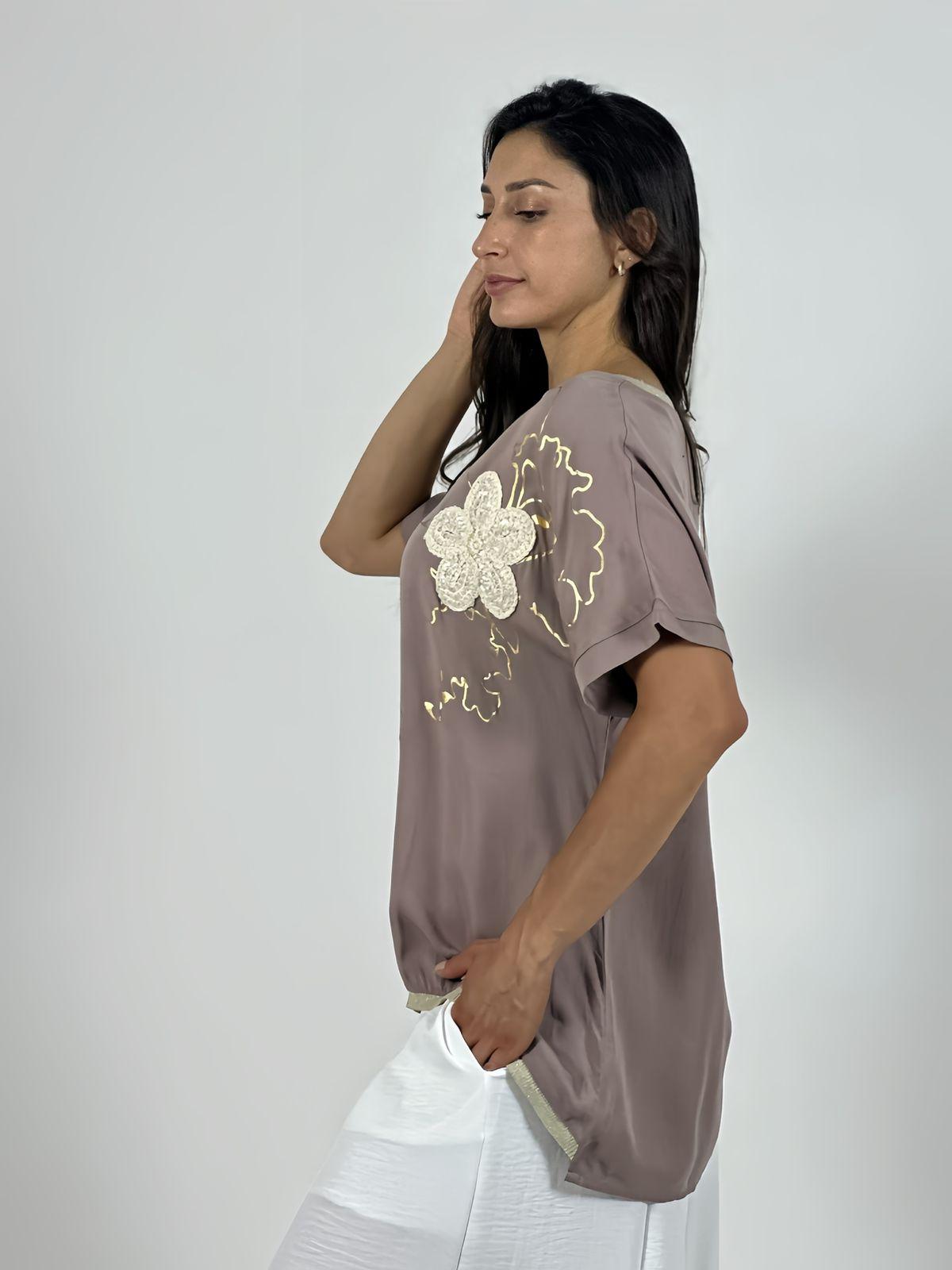 Polera Lino Flor Tejida Lineas Doradas