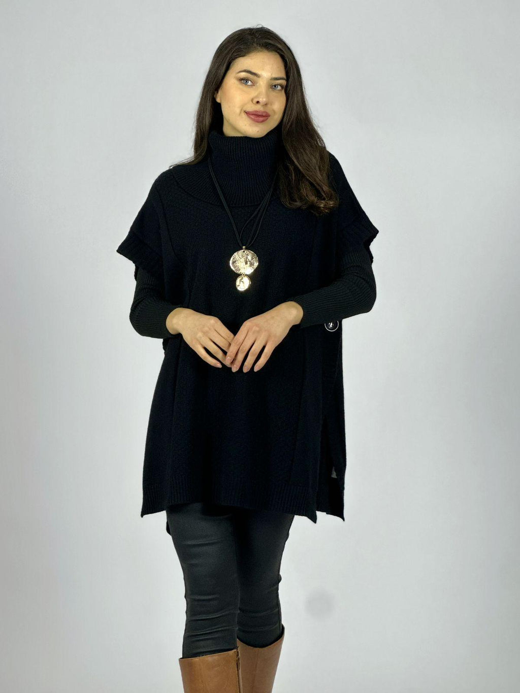 Sweater Tipo Poncho Lana Cuello Tortuga