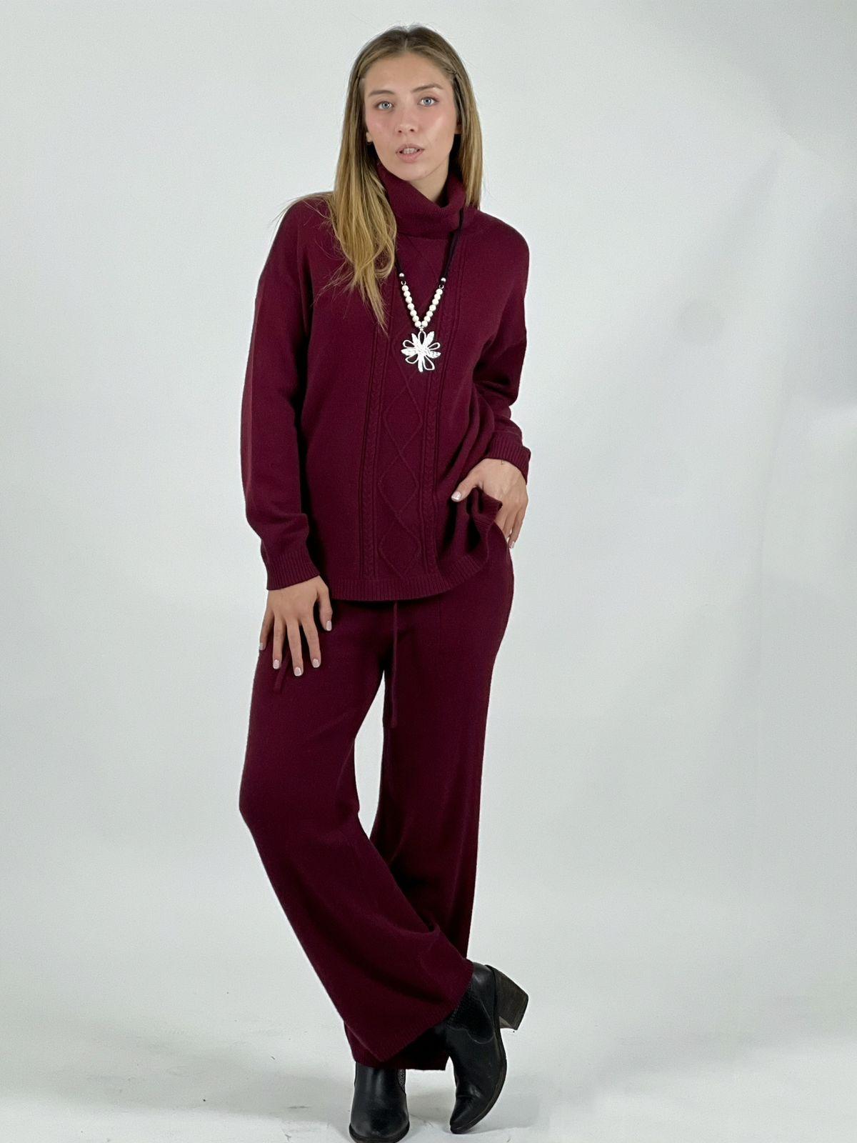 Conjunto Lana Cuello Alto Trenzado Delantero