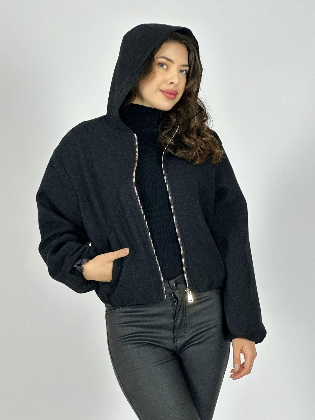 Chaqueta Bomber Corta con Gorro