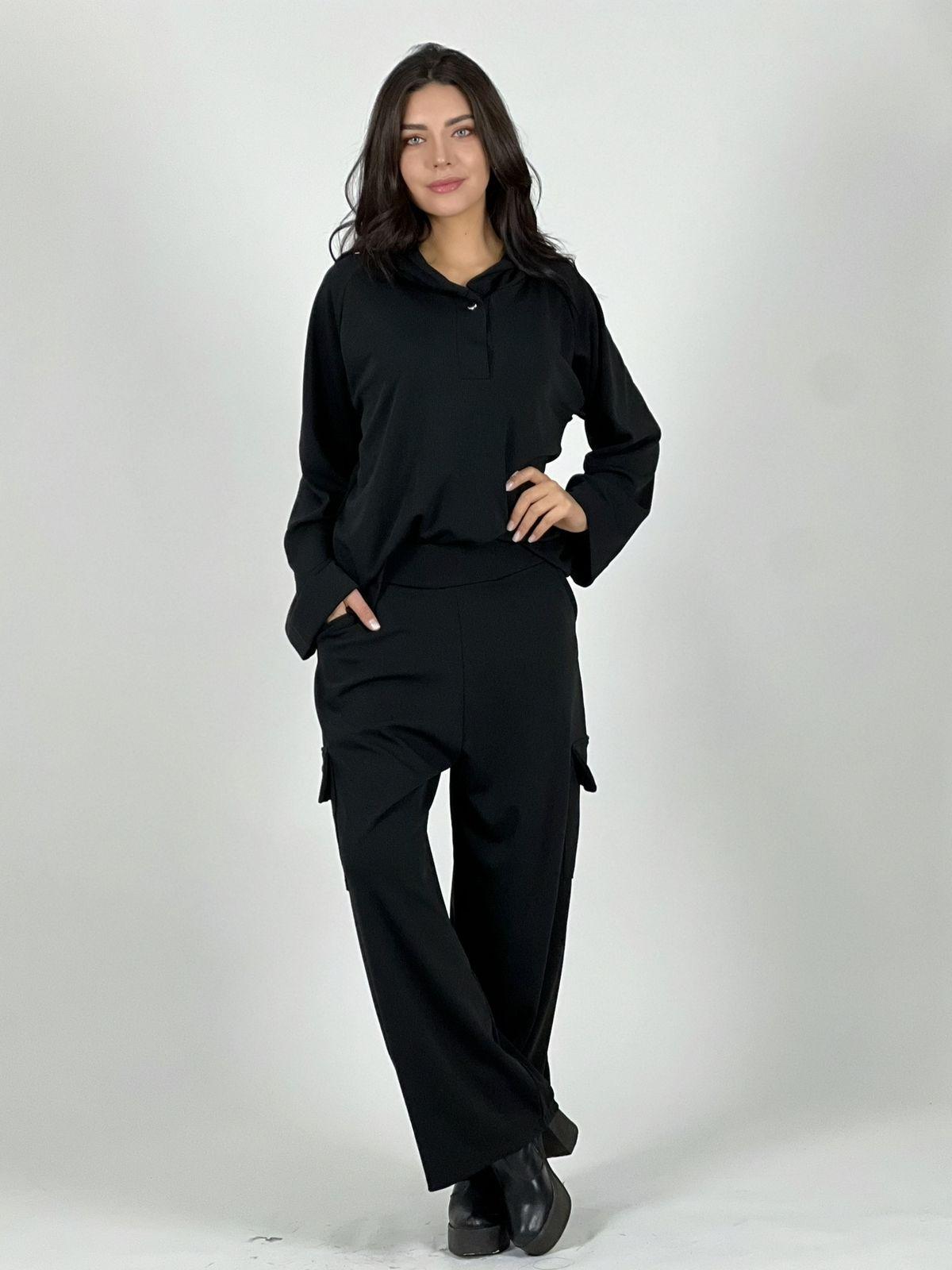 Conjunto Delgado Pantalón y Polerón